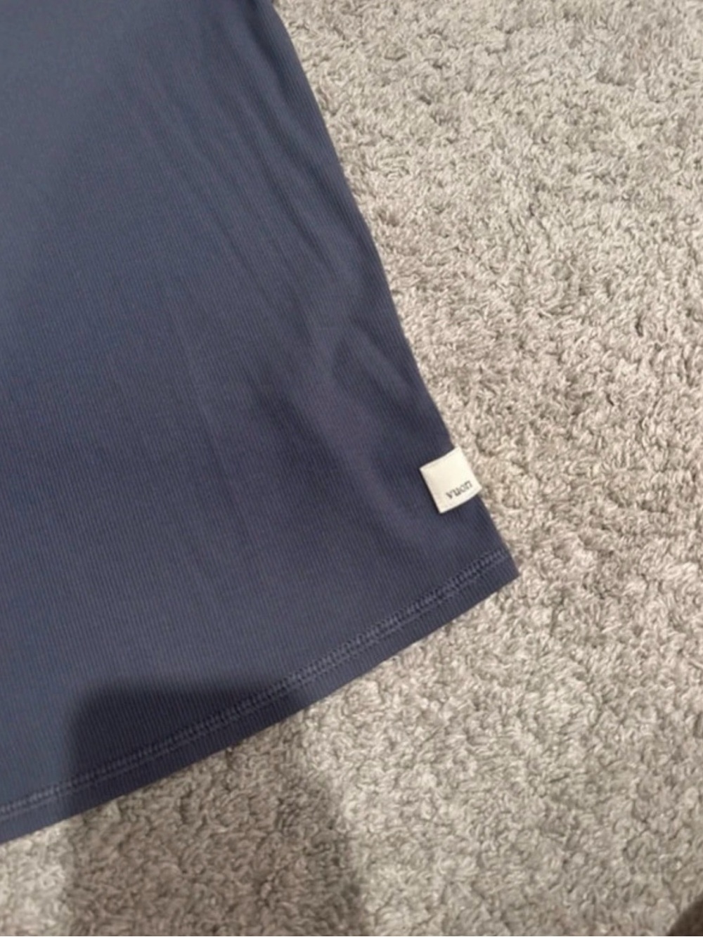 Vuori Navy Cropped Tank Top - Picture 2 of 9